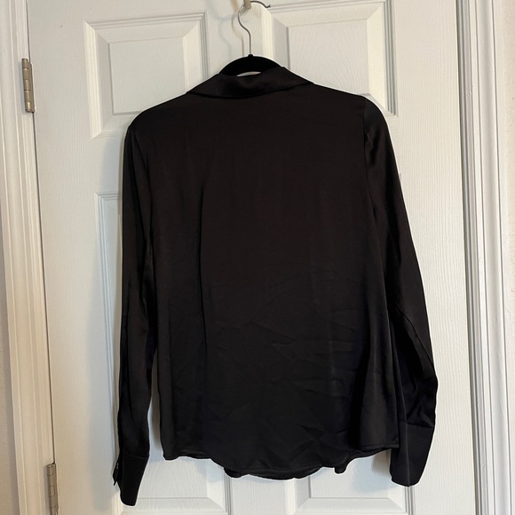 Something navy black silk blouse - Picture 4 of 4